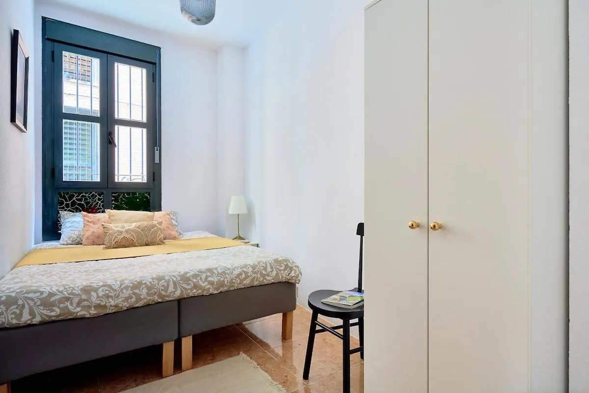 Urban Oasis In Historic Malaga Apartment